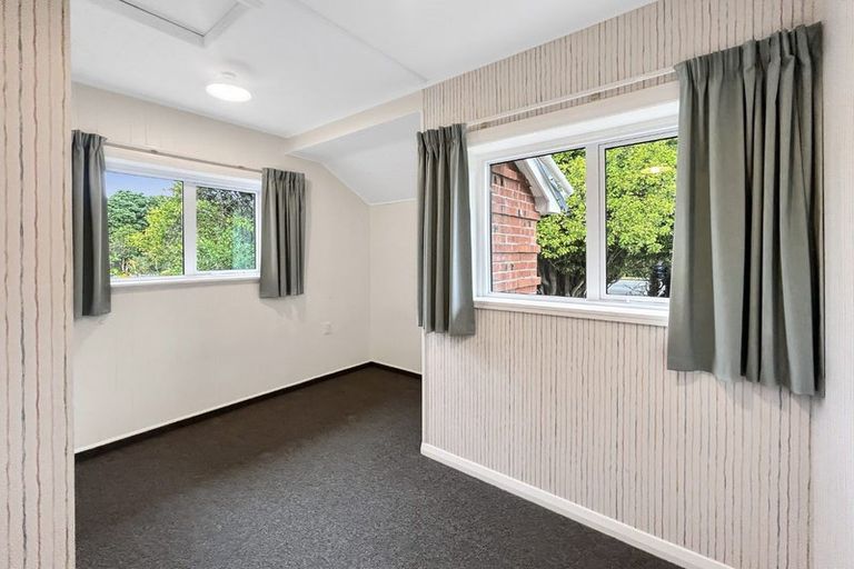 Photo of property in 9 Park Road, West End, Palmerston North, 4412