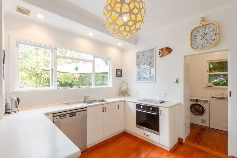 Photo of property in 8 Wharerangi Road, Tamatea, Napier, 4112