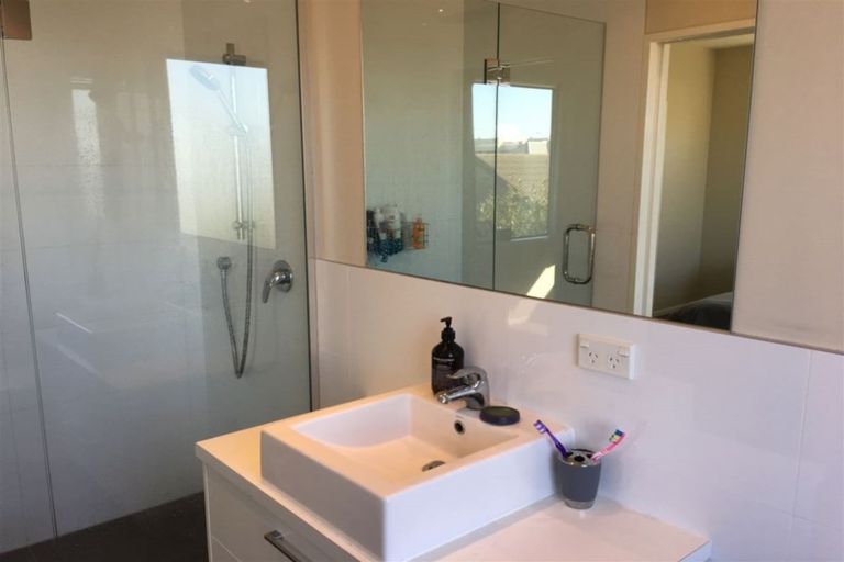 Photo of property in 17b Burdale Street, Riccarton, Christchurch, 8011