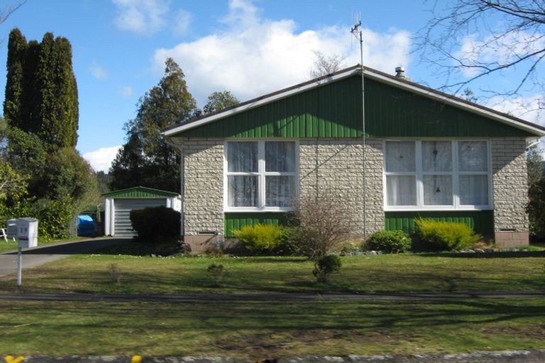 Photo of property in 19 Te Iwiheke Place, Turangi, 3334