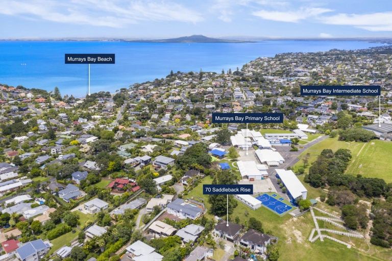 Photo of property in 70 Saddleback Rise, Murrays Bay, Auckland, 0630