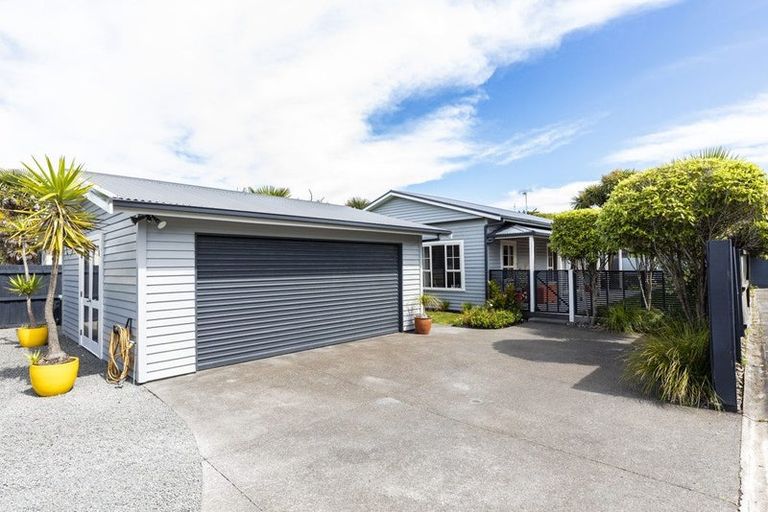 Photo of property in 226 Estuary Road, South New Brighton, Christchurch, 8062