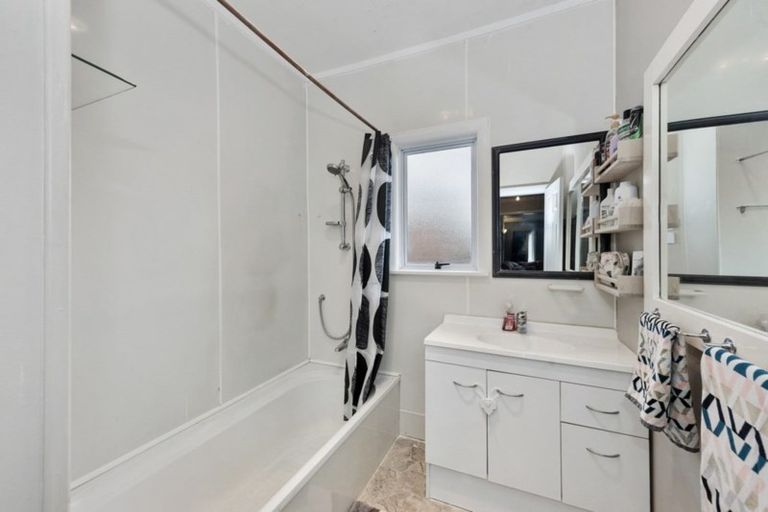 Photo of property in 44 Snell Street, Morrinsville, 3300