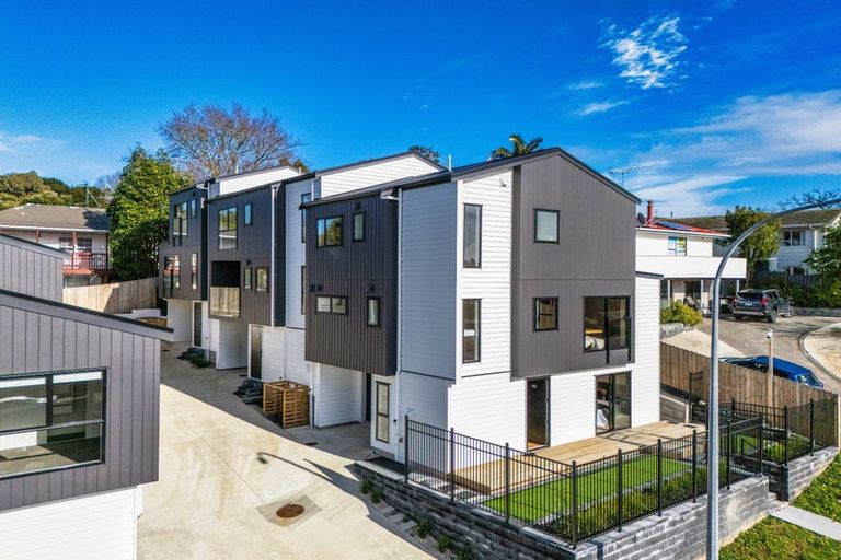 Photo of property in 79b Gallony Avenue, Massey, Auckland, 0614