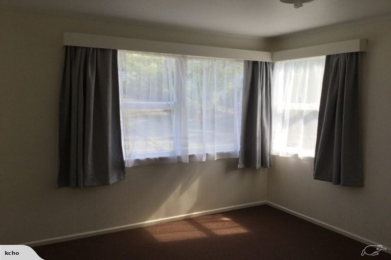 Photo of property in 2/25 Nutsey Avenue, Northcote, Auckland, 0627