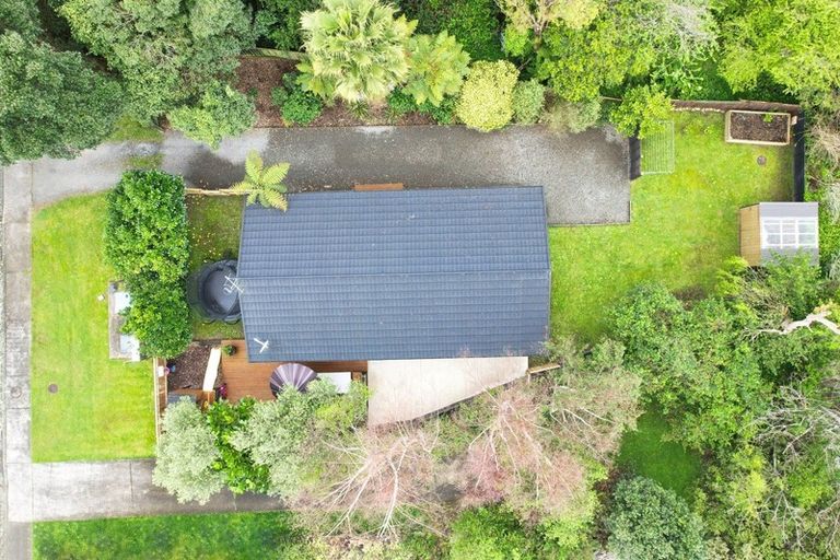 Photo of property in 28 Buckley Grove, Paraparaumu, 5032
