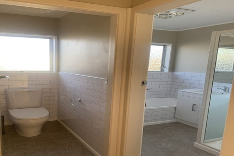 Photo of property in 15 Kiwi Avenue, Forest Lake, Hamilton, 3200