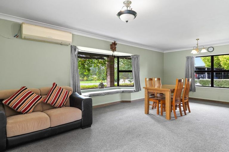 Photo of property in 71 Railway Road, Dalefield, Carterton, 5791