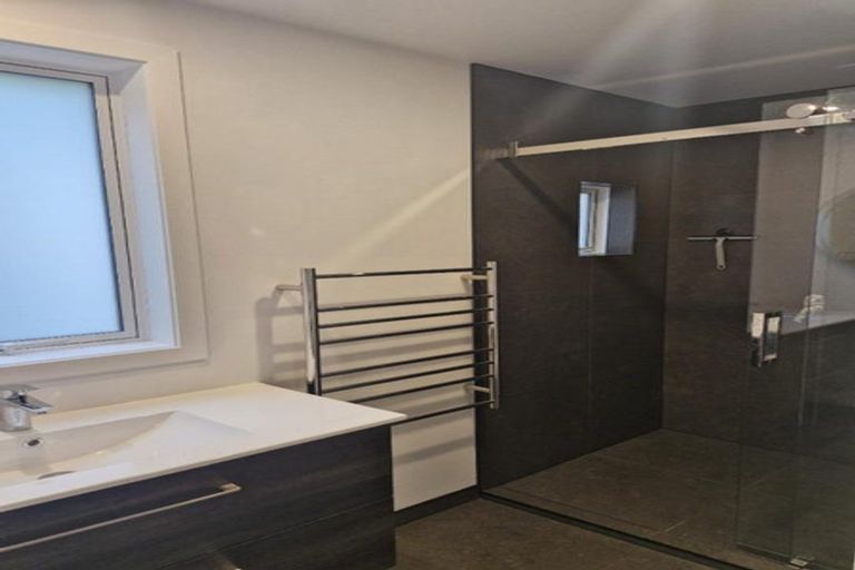 Photo of property in 10 Lorna Street, Lynmouth, New Plymouth, 4310