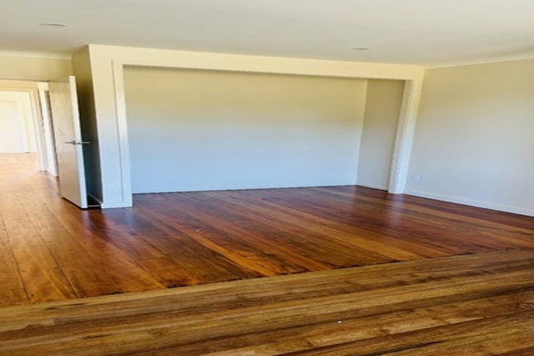 Photo of property in 184 Paparoa Station Road, Paparoa, 0571