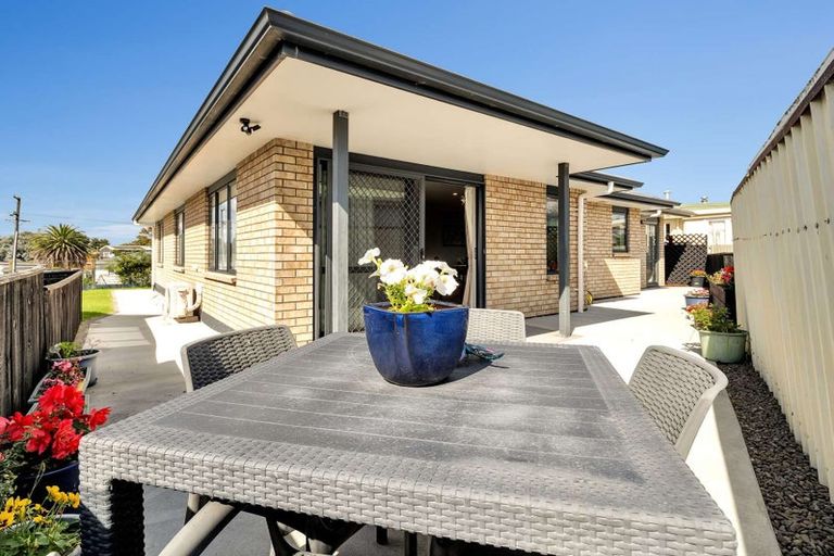 Photo of property in 2 Burns Street, Springvale, Whanganui, 4501