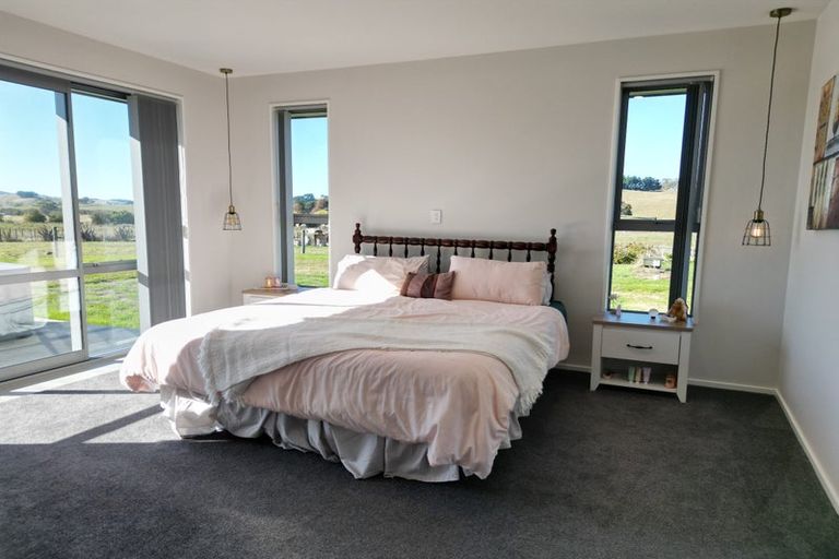 Photo of property in 52 Highlands Drive, Waipawa, 4210