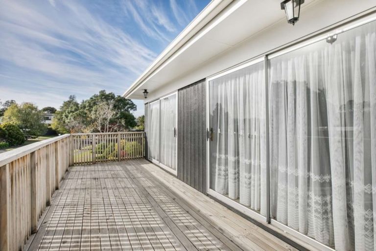 Photo of property in 43 Lawrence Crescent, Hillpark, Auckland, 2102