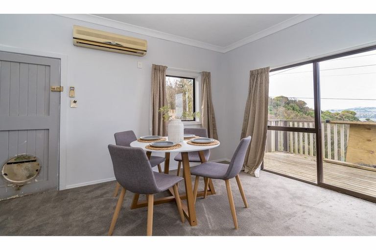 Photo of property in 74 Barnes Drive, Caversham, Dunedin, 9011