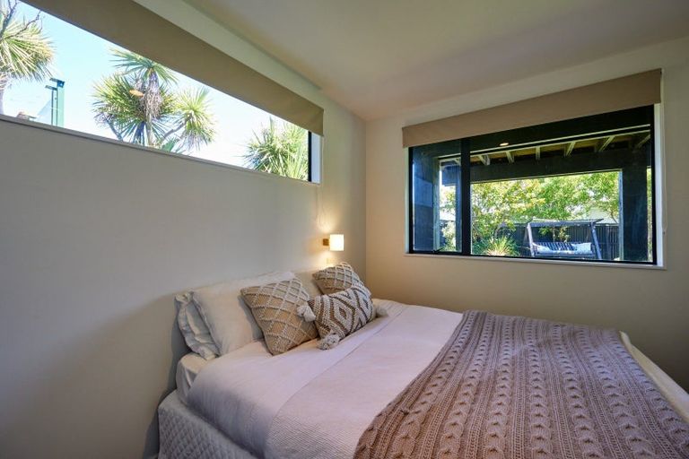 Photo of property in 17 Kotare Place, South Bay, Kaikoura, 7300