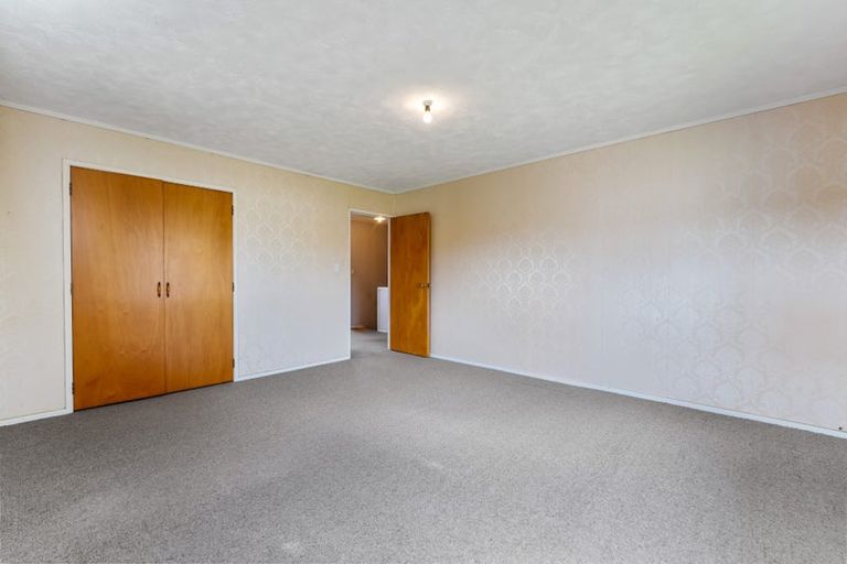 Photo of property in 39 Kohekohe Street, New Lynn, Auckland, 0600
