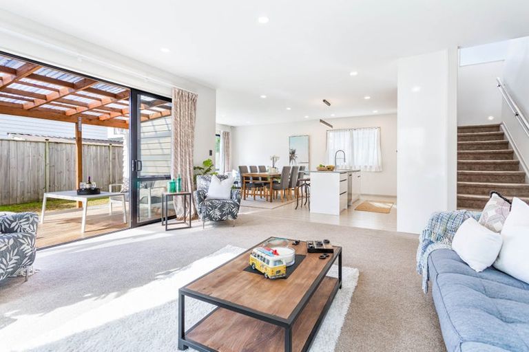 Photo of property in 29 Kopuru Road, Whenuapai, Auckland, 0618