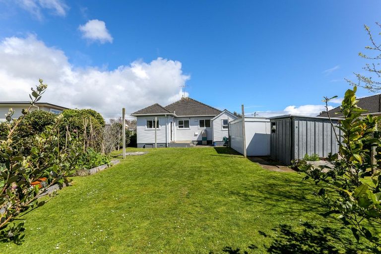 Photo of property in 79 Brooklands Road, Brooklands, New Plymouth, 4310