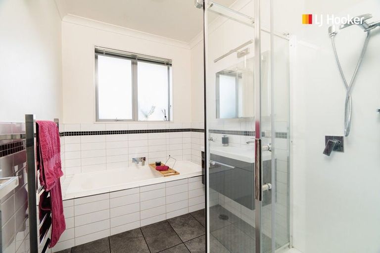 Photo of property in 17 Calluna Crescent, Mosgiel, 9024