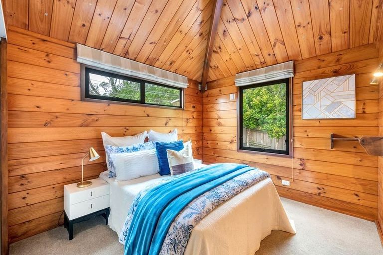 Photo of property in 2/18 Long Bay Drive, Torbay, Auckland, 0630