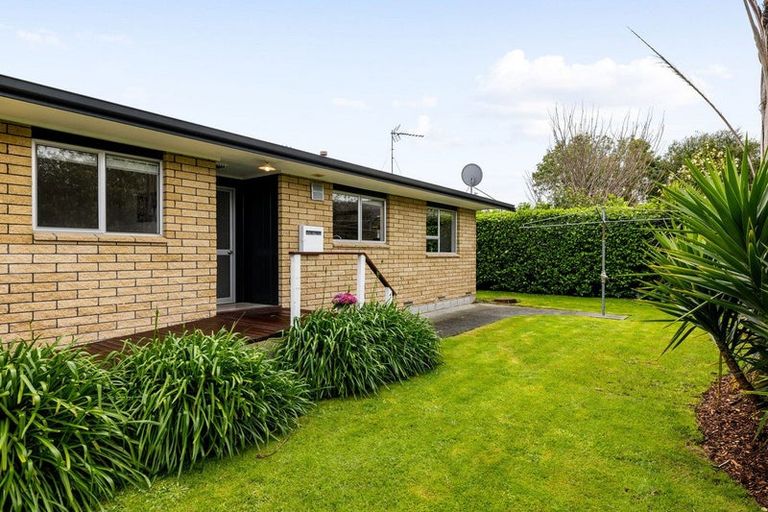 Photo of property in 17 Buckland Place, Cambridge, 3434