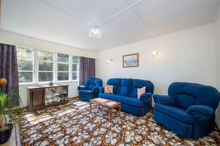 Photo of property in 200 Whites Line East, Waiwhetu, Lower Hutt, 5010