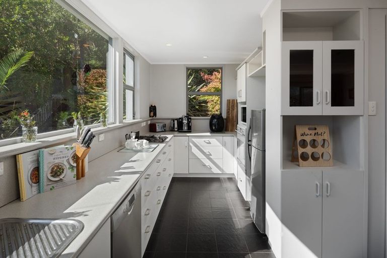 Photo of property in 25 Suffolk Street, Picton, 7220