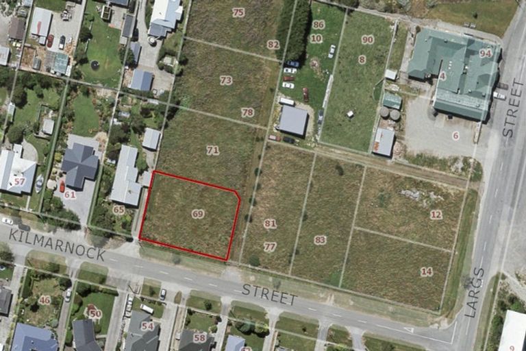 Photo of property in 69 Kilmarnock Street, Wallacetown, 9816