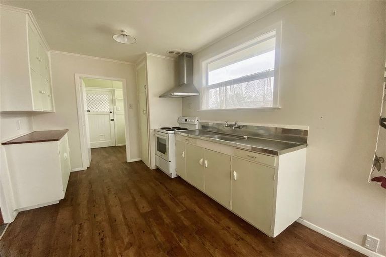 Photo of property in 9 Maire Street, Levin, 5510