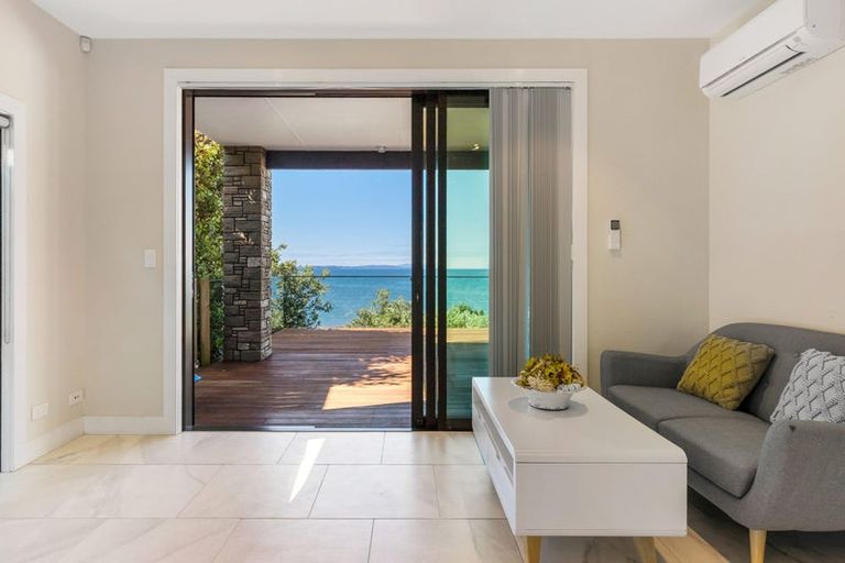 Photo of property in 236 Vipond Road, Stanmore Bay, Whangaparaoa, 0932