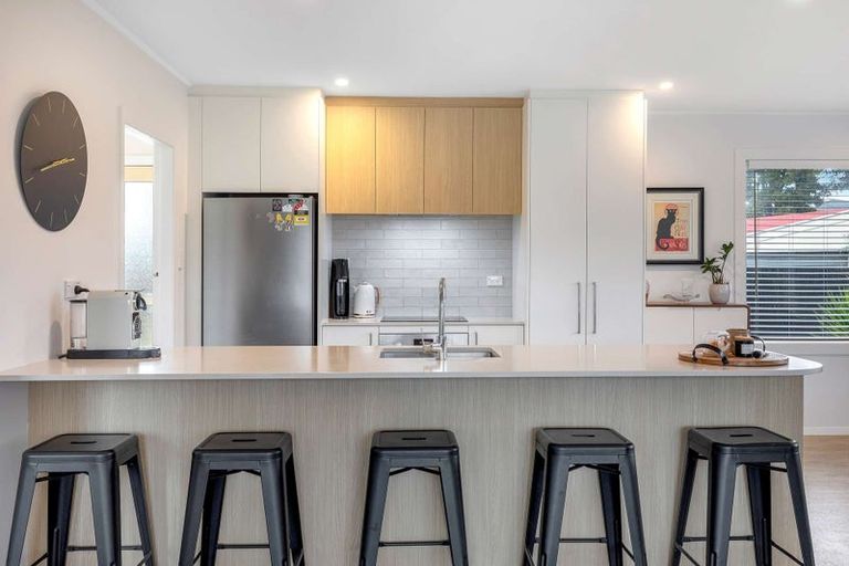 Photo of property in 19 Horton Place, Avondale, Christchurch, 8061