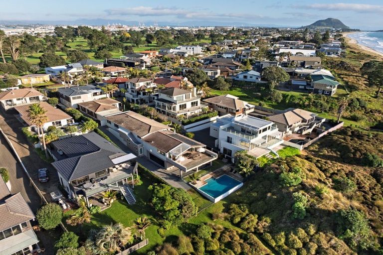 Photo of property in 3/201 Oceanbeach Road, Mount Maunganui, 3116