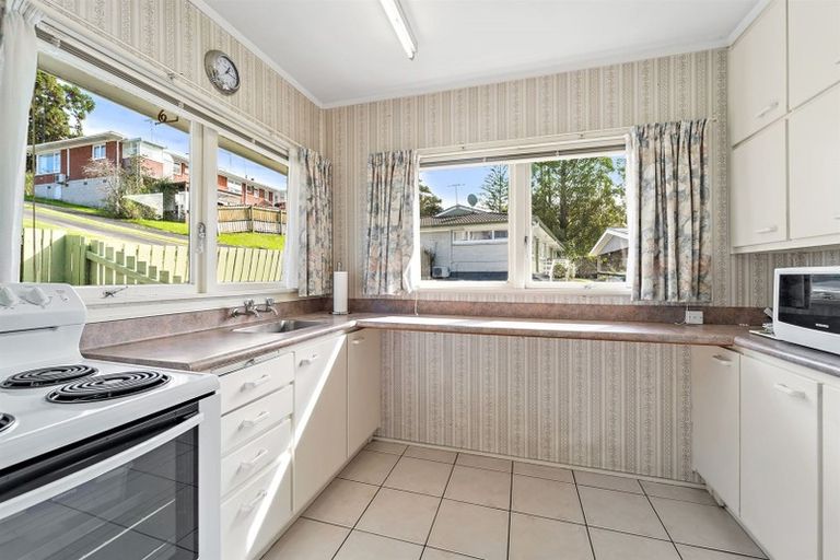 Photo of property in 1/66 Bentley Avenue, Glenfield, Auckland, 0629