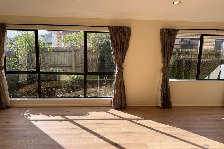 Photo of property in 3 Askerne Drive, Flat Bush, Auckland, 2016