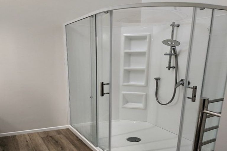 Photo of property in The Triangle, 2/33 Halswater Drive, Churton Park, Wellington, 6037