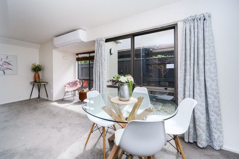 Photo of property in 224a Victoria Avenue, Hokowhitu, Palmerston North, 4410