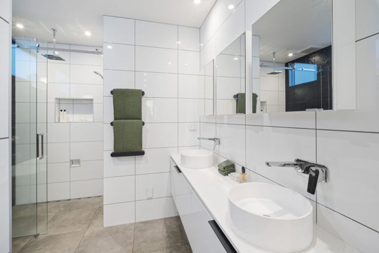 Photo of property in 11 Girvan Street, Fendalton, Christchurch, 8041