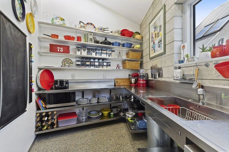 Photo of property in 29 Waru Street, Khandallah, Wellington, 6035