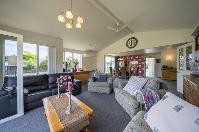 Photo of property in 2 Lakefront Drive, Te Anau, 9600