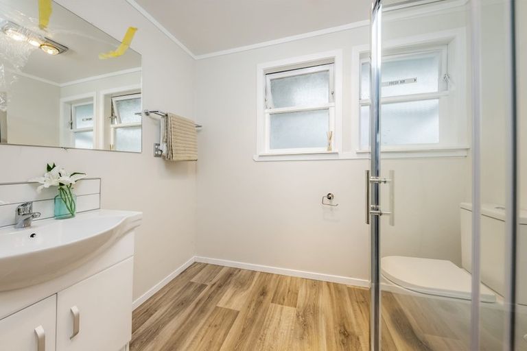 Photo of property in 2/22 Mcdougall Street, Manurewa East, Auckland, 2102