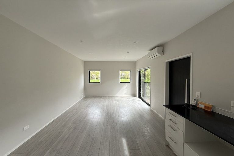 Photo of property in 28 Wautaiti Drive, Riverhead, 0820