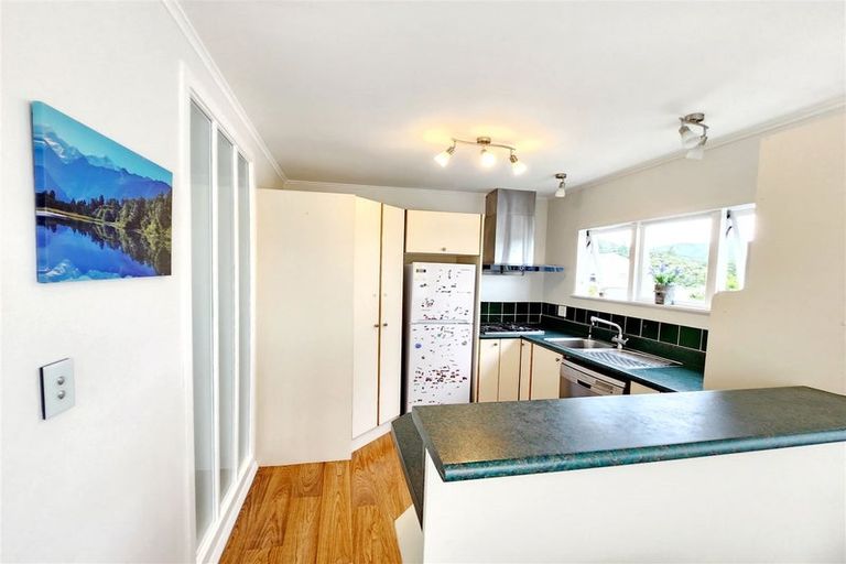 Photo of property in 70 Lord Street, Stokes Valley, Lower Hutt, 5019