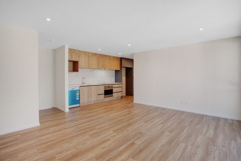Photo of property in 102/7 Newelm Lane, Flat Bush, Auckland, 2019