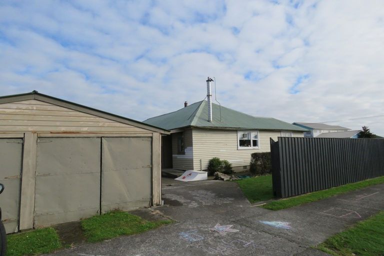 Photo of property in 36 Brougham Street, Westport, 7825