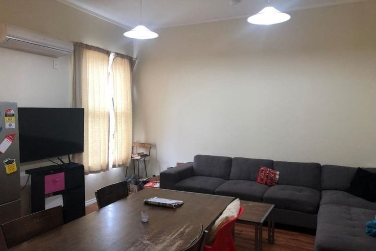 Photo of property in 37 Owen Street, Newtown, Wellington, 6021