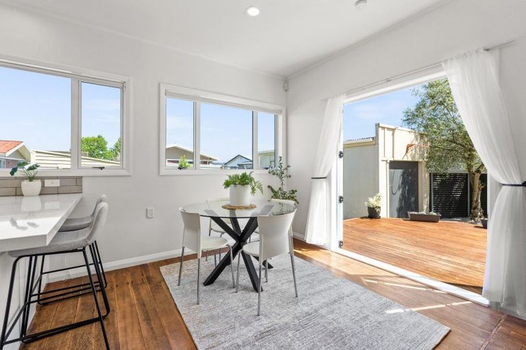 Photo of property in 44 Douglas Mclean Avenue, Marewa, Napier, 4110