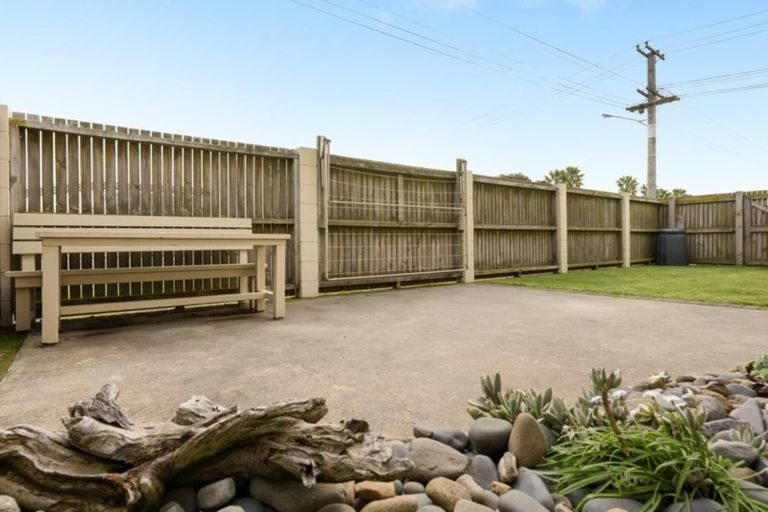 Photo of property in 17a Matai Street, Mount Maunganui, 3116