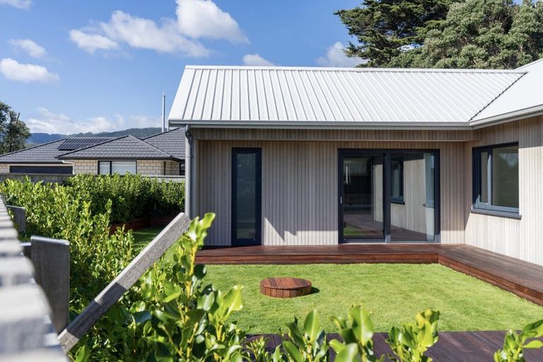 Photo of property in 23 Datum Way, Paraparaumu, 5032