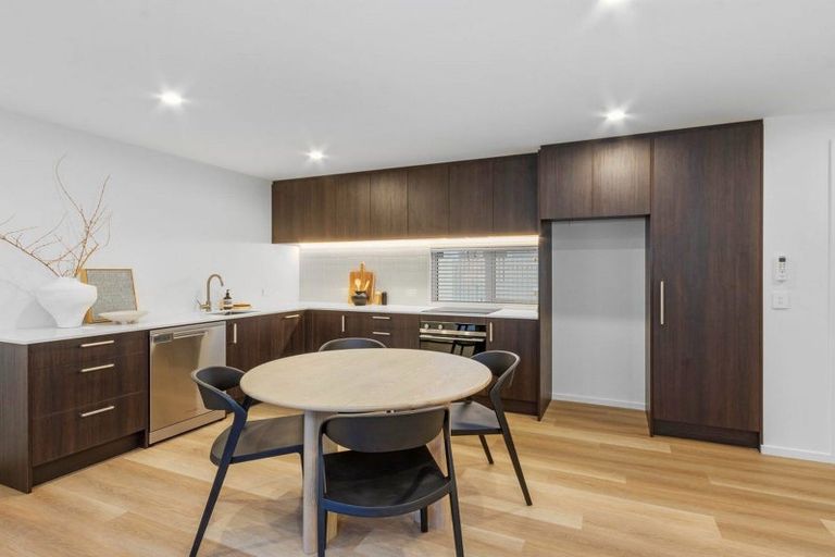 Photo of property in 6/23 Woodville Street, Edgeware, Christchurch, 8013