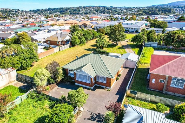 Photo of property in 118 Bay View Road, South Dunedin, Dunedin, 9012